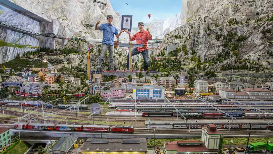 世界一大きな鉄道模型セットが拡張、世界記録を315メートル更新