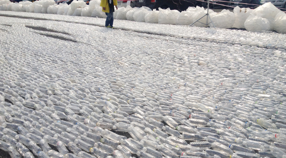 /01bottles.JPG