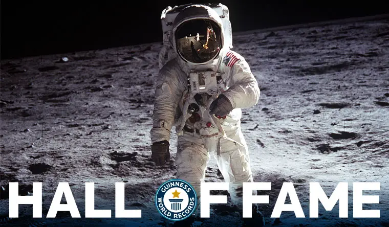 ニール アームストロングとバズ オルドリン 初めて月面を歩いた男たち ギネス世界記録