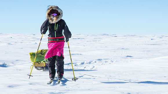 息をのむような映像を見よ!!｜フランス人女性ステファニー・ジケルが挑んだスキーでの南極大陸横断の旅
