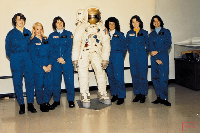 1978年にNASAの女性宇宙飛行士第1期生が採用された。（左から）シャノン・ルシッド、マーガレット・セドン、キャサリン・サリバン、ジュディス・レズニック、アンナ・フィッシャー、サリー・ライド