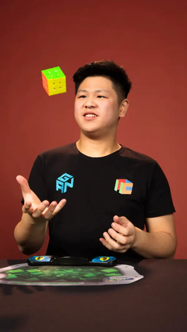 max-park-tossing-a-rubiks-cube-into-the-air.jpg