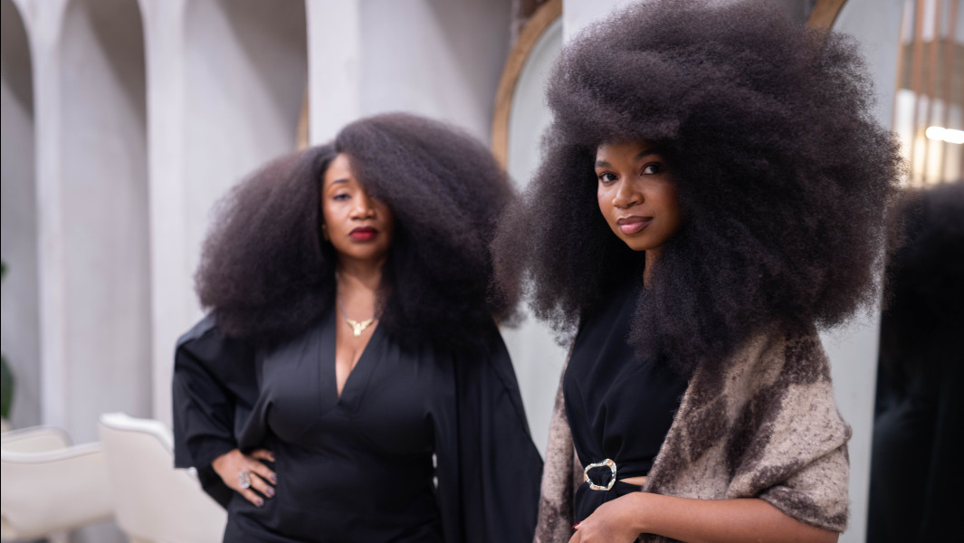 【GUINNESS】4連カメラ【ギネス】 ActionSampler Clear – Lomography