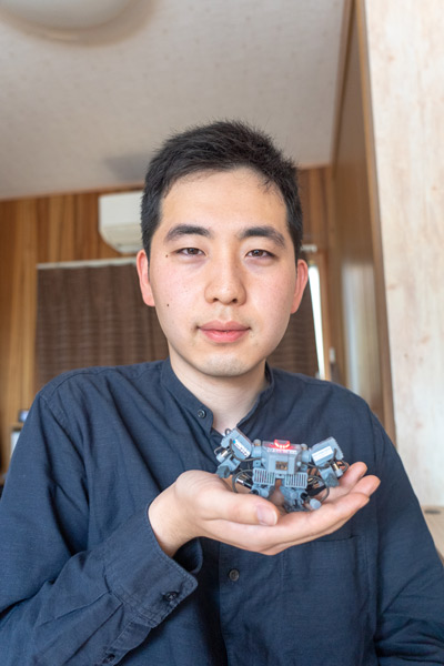 Smallest humanoid robot held by Mr. Mitsuya